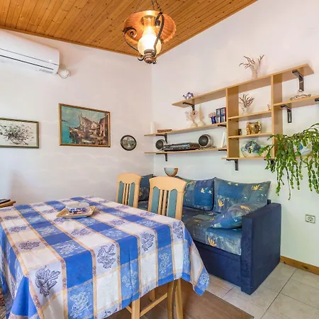 Nyaraló Mediterranes Nur 550 Meter Zum Mit Grillbereich, Privater Terrasse, Parkplatz